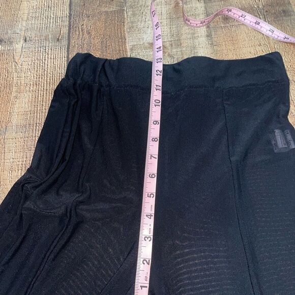 Black sheer bell bottom pants forever21 - Picture 6 of 10